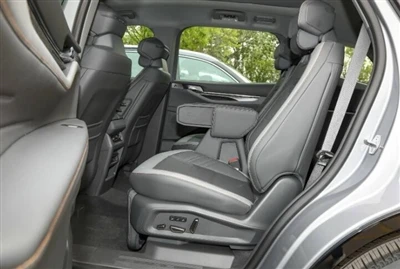Ford Edge L-Голям седемместен SUV