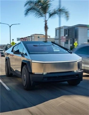 Излагане на детайли на Tesla Cybertruck HD