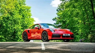 Porsche 911 Hybrid ще дебютира в началото на това лято